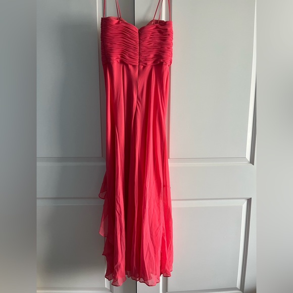 LM Collection Formal Dress - Picture 6 of 8